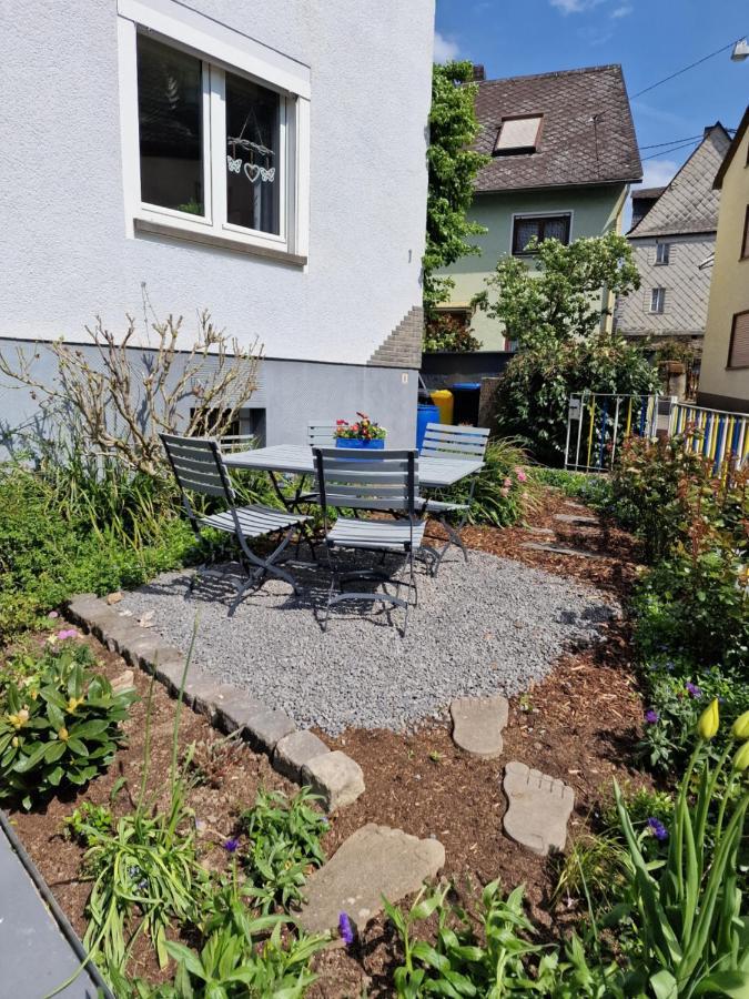 Ferienhaus Steigrhein Filsen Екстериор снимка